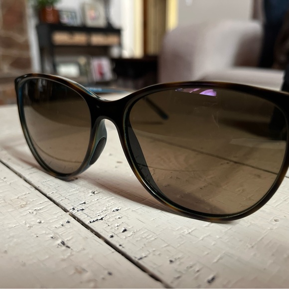 Maui Jim Ocean Sunglasses - Picture 5 of 8